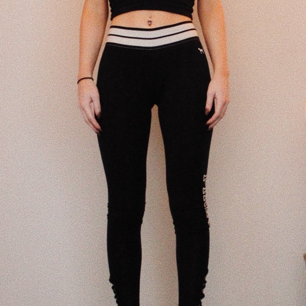 Victoria’s Secret Pink Black Leggings